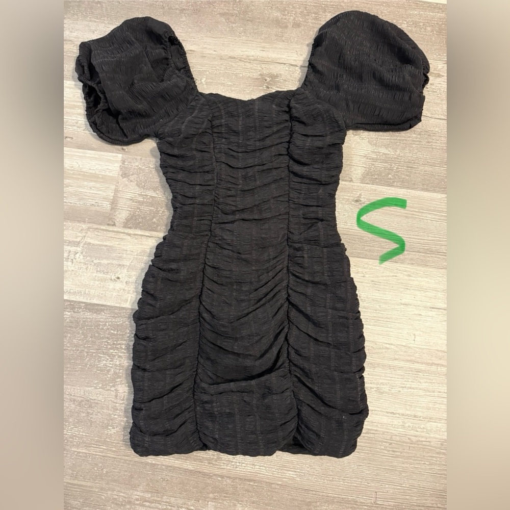 Elegant Black Ruched Dress